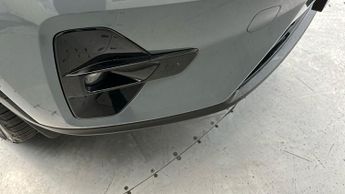 Volvo XC40 1.5h T4 Recharge 10.7kWh Plus Plug-in (211 ps) - PARK ASSIST - L