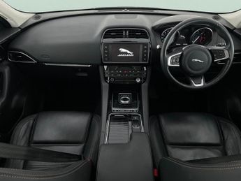 Jaguar F-PACE 2.0 D180 Prestige AWD (180 ps) - WIFI - BLUETOOTH - CRUISE