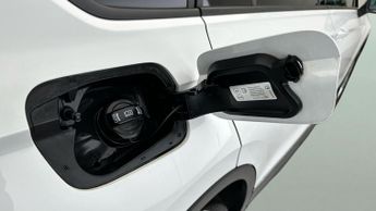 Volkswagen Tiguan 1.4 TSI 13kWh Life Plug-in DSG (245 ps) - SD CARD MEDIA INPUT