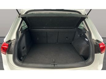 Volkswagen Tiguan 1.4 TSI 13kWh Life Plug-in DSG (245 ps) - SD CARD MEDIA INPUT