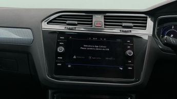 Volkswagen Tiguan 1.4 TSI 13kWh Life Plug-in DSG (245 ps) - SD CARD MEDIA INPUT