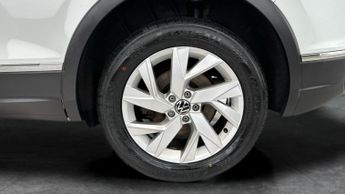 Volkswagen Tiguan 1.4 TSI 13kWh Life Plug-in DSG (245 ps) - SD CARD MEDIA INPUT