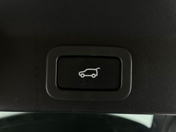 Jaguar F-PACE 2.0 D180 Prestige AWD (180 ps) - WIFI - BLUETOOTH - CRUISE