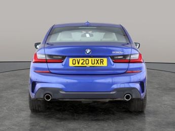 BMW 3 Series 2.0 330e 12kWh M Sport Plug-in (292 ps) - PERFORMANCE CONTROL