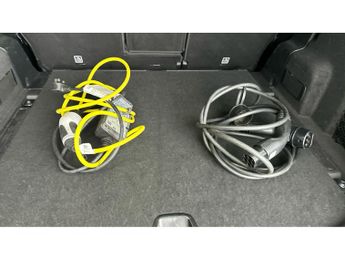 Land Rover Discovery Sport 1.5 P300e 12.2kWh Urban Edition Plug-in 4WD (309 ps) - LANE DEPA