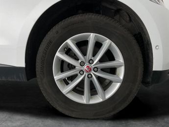 Jaguar F-PACE 2.0 D180 Prestige AWD (180 ps) - WIFI - BLUETOOTH - CRUISE