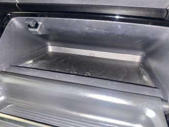 Peugeot E-2008 50kWh GT (136 ps) - BLIND SPOT ASSIST - LANE DEPARTURE  - BLUETO