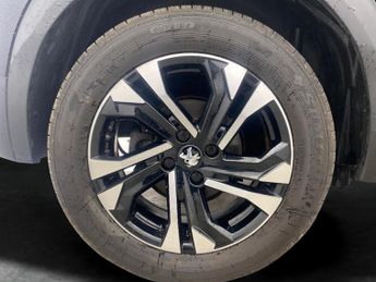 Peugeot E-2008 50kWh GT (136 ps) - BLIND SPOT ASSIST - LANE DEPARTURE  - BLUETO