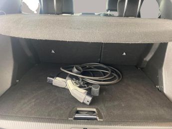 Peugeot E-2008 50kWh GT (136 ps) - BLIND SPOT ASSIST - LANE DEPARTURE  - BLUETO