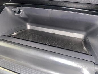 Peugeot E-2008 50kWh GT Premium (136 ps) - REVERSE CAM - ALCANTARA - NAV