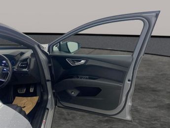 Audi Q4 E-tron 35 S line 55kWh (170 ps) - LANE DEPARTURE  - BLUETOOTH - CRUISE