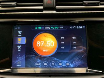 MG Mg5 61.1kWh Exclusive Long Range (156 ps) - NAV - BLUETOOTH - DRIVIN