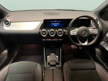 Mercedes-Benz EQA EQA 250+ 70.5kWh AMG Line (Premium) (190 ps) - ADAPTIVE LIGHTS