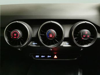 Audi TT 40 TFSI Black Edition S Tronic [Tech Pack] - SPORTS SUSPENSION -