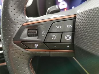 Cupra Formentor 1.5 TSI V1 DSG (150 ps) - KEYLESS ENTRY - LED - NAV