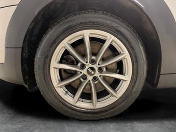 Mini Countryman 1.5 7.6kWh Cooper SE Plug-in ALL4 (224 ps) - CARPLAY - NAV