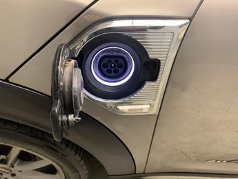 Mini Countryman 1.5 7.6kWh Cooper SE Plug-in ALL4 (224 ps) - CARPLAY - NAV