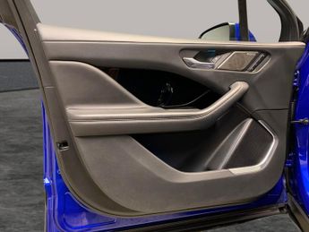 Jaguar I-PACE 400 90kWh HSE 4WD (400 ps) - MERIDIAN AUDIO - HEATED STEERING