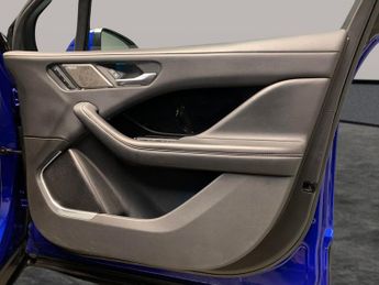 Jaguar I-PACE 400 90kWh HSE 4WD (400 ps) - MERIDIAN AUDIO - HEATED STEERING