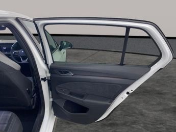 Volkswagen Golf 2.0 TDI GTD DSG (200 ps) - DIGITAL DASH - PADDLE SHIFT - PARK SE
