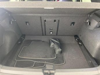 Volkswagen Golf 2.0 TDI GTD DSG (200 ps) - DIGITAL DASH - PADDLE SHIFT - PARK SE