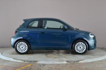 Fiat 500e 24kWh Action (95 ps) - KEYLESS START - USB AUDIO - ELECTRONIC HA