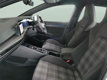 Volkswagen Golf 2.0 TDI GTD DSG (200 ps) - DINAMICA-LEATHER - CARBON BLACK - 19I