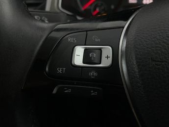 Volkswagen T-Roc 1.5 TSI GPF EVO Design DSG (150 ps) - LED - BLUETOOTH - PARK SEN