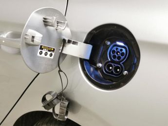 Hyundai Ioniq 38.3kWh Premium (136 ps) - REVERSE CAM - NAV - HEATED SEATS