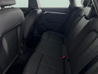 Audi A3 1.4 TFSIe 40 Sport Sportback Plug-in S Tronic 13kWh (204 ps) - C