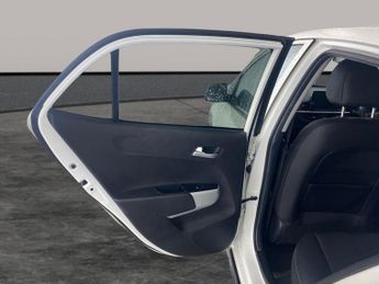 Kia Picanto 1.0 DPi X-Line AMT (66 bhp) - AUTO HEADLIGHTS - DAB - PRIVACY GL