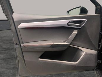 Seat Ibiza 1.0 TSI FR Sport DSG (110 ps) - SD CARD MEDIA INPUT - CLIMATE CO