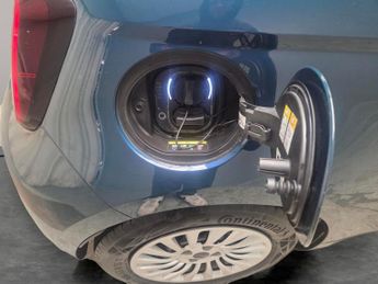 Fiat 500e 24kWh Action (95 ps) - KEYLESS START - USB AUDIO - ELECTRONIC HA