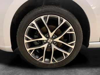 Seat Ibiza 1.0 TSI XCELLENCE Lux DSG (110 ps) - NAV - BLUETOOTH - SPEED LIM