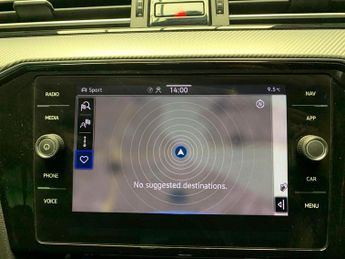 Volkswagen Passat 2.0 TDI EVO R-Line DSG (150 ps) - PARK SENSORS - PADDLE SHIFT