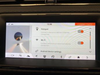 Land Rover Range Rover Evoque 2.0 D150 R-Dynamic S 4WD (150 ps) - NAV - LANE DEPARTURE  - WIFI