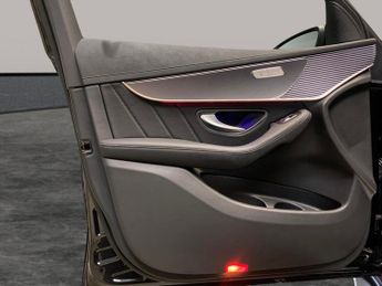 Mercedes-Benz EQC EQC 400 80kWh AMG Line (Premium) 4MATIC (408 ps) - REVERSE CAM -