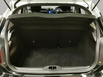 Citroen C3 1.2 PureTech PLUS EAT6 (110 ps) - AIR CON - PARK SENSORS