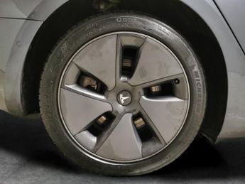 Tesla Model 3 (Dual Motor) Long Range 4WDE (346 ps) - PARK ASSIST - LED - REVE