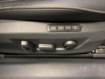 Skoda Superb 2.0 TDI SE Technology DSG (150 ps) - DRIVER MEMORY SEAT - BLUETO