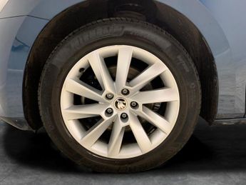 Skoda Superb 2.0 TDI SE Technology DSG (150 ps) - DRIVER MEMORY SEAT - BLUETO