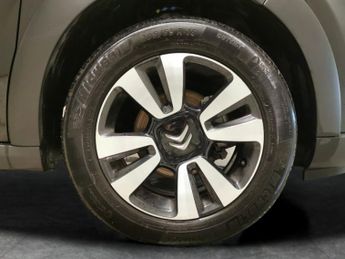 Citroen C3 1.2 PureTech PLUS EAT6 (110 ps) - AIR CON - PARK SENSORS