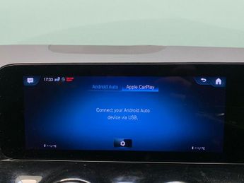 Mercedes-Benz EQA EQA 250+ 70.5kWh AMG Line (Premium) (190 ps) - ADAPTIVE LIGHTS