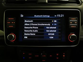 Nissan Leaf 39kWh Tekna (150 ps) - LED - NAV - LANE DEPARTURE