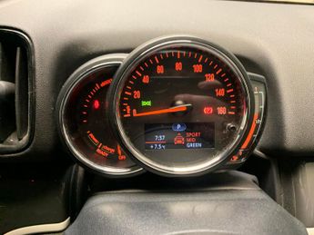 Mini Countryman 1.5 7.6kWh Cooper SE Plug-in ALL4 (224 ps) - CARPLAY - NAV