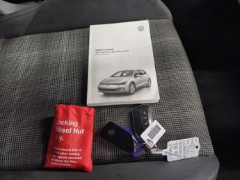 Volkswagen Golf 2.0 TDI GTD DSG (200 ps) - DINAMICA-LEATHER - CARBON BLACK - 19I