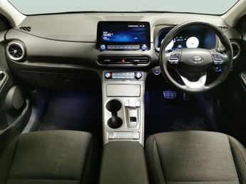 Hyundai Kona 64kWh Premium (10.5kW Charger) (204 ps) - HEATED SEATS - HEATED 