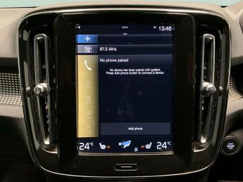 Volvo XC40 1.5h T5 Twin Engine Recharge 10.7kWh R-Design Pro Plug-in (262 p