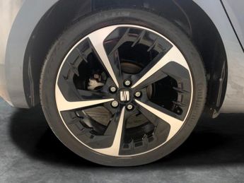 Seat Ibiza 1.0 TSI FR Sport DSG (110 ps) - SD CARD MEDIA INPUT - CLIMATE CO