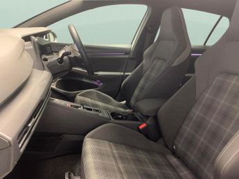 Volkswagen Golf 2.0 TDI GTD DSG (200 ps) - PADDLE SHIFT - SPORTS SEATS - PRIVACY